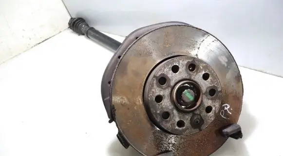Volkswagen Jetta VI Front wheel hub spindle knuckle