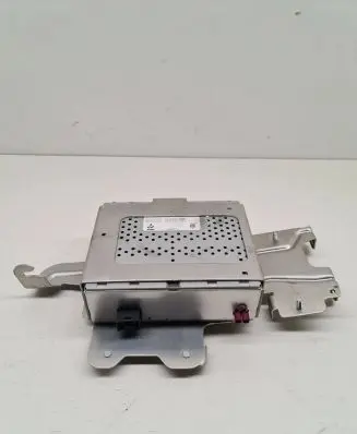 Mercedes-Benz E W212 HiFi Audio sound control unit A2229048000 A2229010202 A2229026109