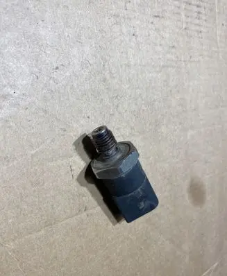 Fuel pressure sensor