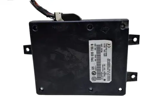 Volkswagen Tiguan Bluetooth control unit module 7P6035730B