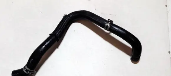 Toyota Avensis T270 Engine coolant pipe/hose