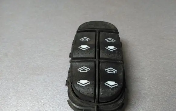 Ford Focus Electric window control switch 98AB14A132DE