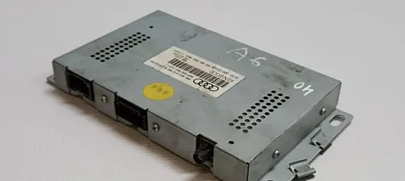 Audi A6 S6 C6 4F Antenna control unit 4E0910563B 4E0035563