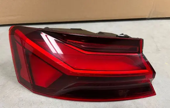 Audi A5 Rear/tail lights 8w6945069