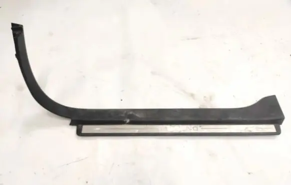 Nissan Murano Z50 Front sill trim cover 3276952ca000