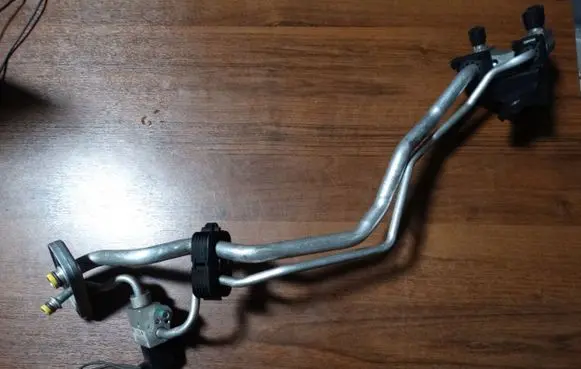 BMW X6 E71 Air conditioning (A/C) pipe/hose 9192395