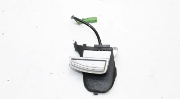 Honda Insight Steering wheel buttons/switches M38474