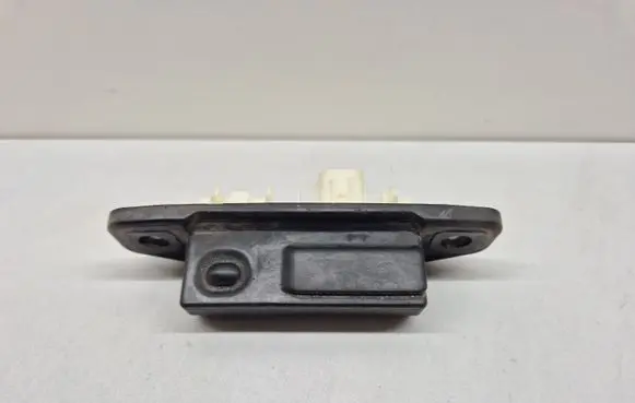Tailgate opening switch