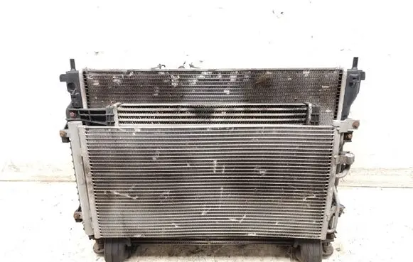 Opel Antara Radiator set 95102335