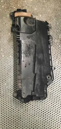 Renault Master III Rocker cam cover 8200805844