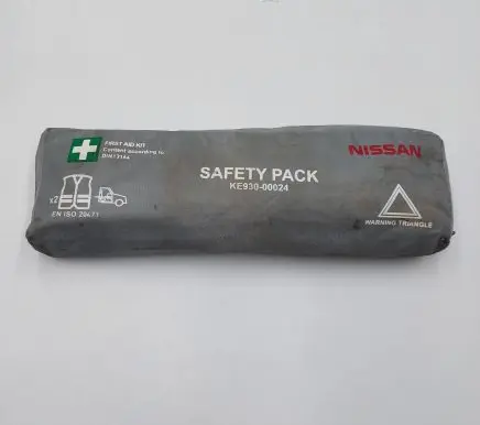 Nissan Leaf II (ZE1) First aid kit 