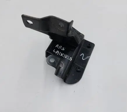 Nissan Leaf II (ZE1) ABS pump bracket 