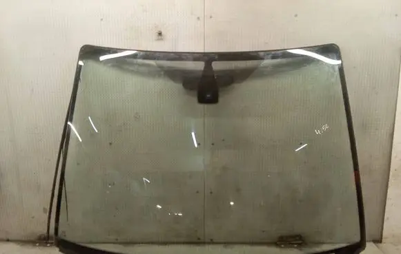 Ford Focus C-MAX Front windscreen/windshield window 