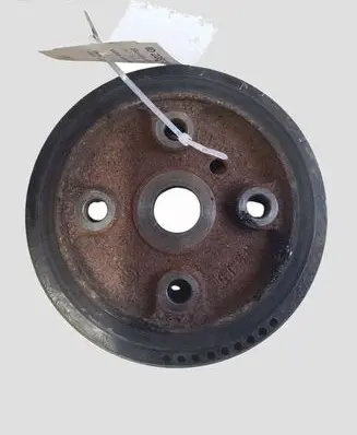 Volvo V50 Crankshaft pulley 08642400