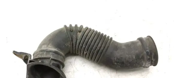 Air intake hose/pipe
