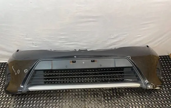 Toyota Auris E180 Front bumper 