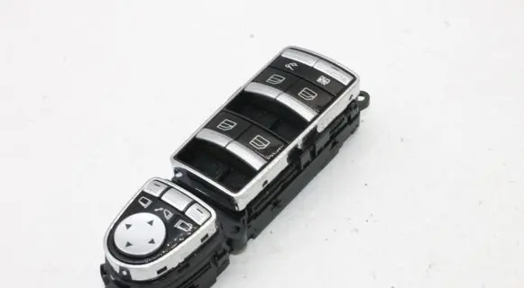 Mercedes-Benz S W221 Electric window control switch A2218214951