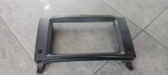 Mercedes-Benz Sprinter W906 Radio/GPS head unit trim 2DIN