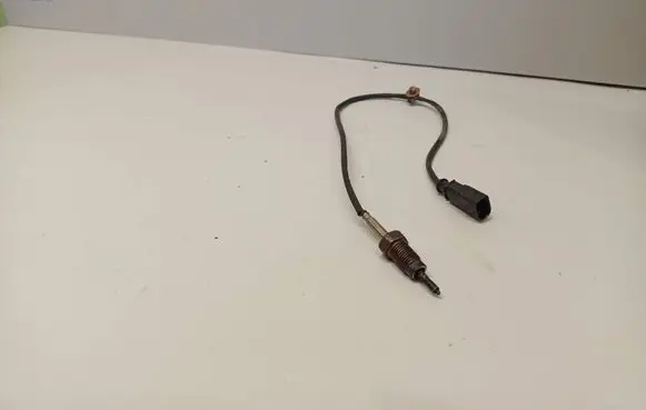 Audi A4 S4 B8 8K Exhaust gas temperature sensor 03L906088BE