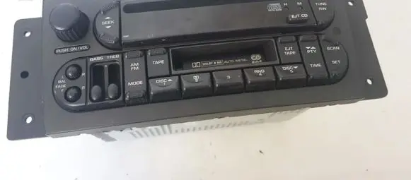 Chrysler Pacifica Radio/CD/DVD/GPS head unit p05094468ab tz1aa2663b3559