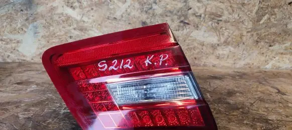Mercedes-Benz E W212 Tailgate rear/tail lights 2128202064