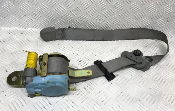 KIA Sorento Front seatbelt 917103E080