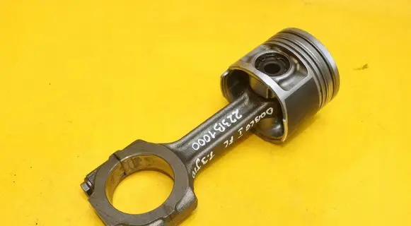 Fiat Doblo Piston with connecting rod
