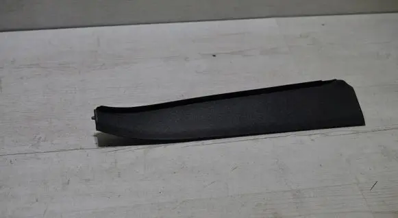Volvo V40 Dashboard glove box trim 31102348