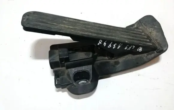 Volkswagen Golf V Accelerator throttle pedal 6pv00874500 1k2721503m74390500