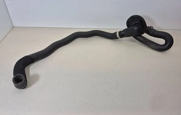 Mercedes-Benz C W204 Engine coolant pipe/hose A2048307496 A2048300196