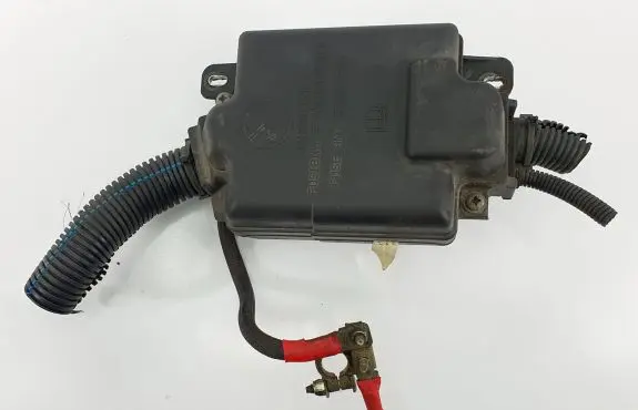 Fiat Grande Punto Fuse box set 735471684