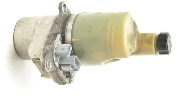 Volvo C30 Power steering pump 30741955