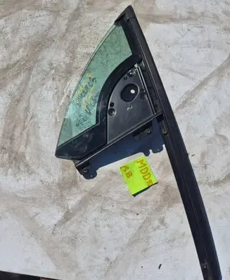 Citroen C3 Front door vent window glass four-door 43R00049