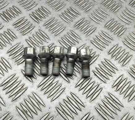 Volkswagen Golf VIII Nuts/bolts WHT001812