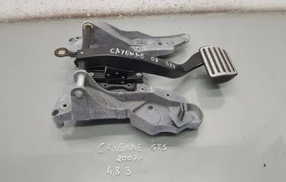 Porsche Cayenne (9PA) Brake pedal 7L0723031H