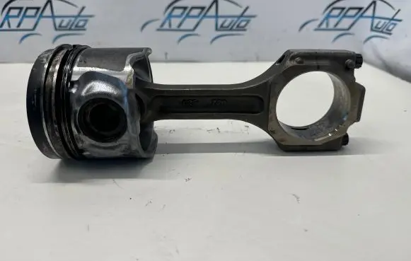 Piston