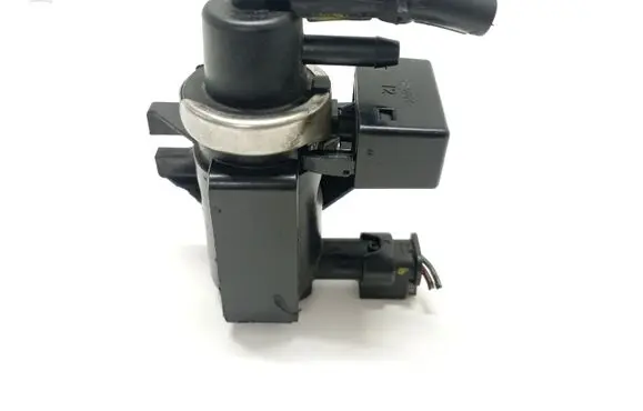 Mercedes-Benz A W169 Turbo solenoid valve A0051535528 70078200
