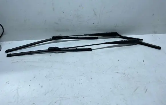 BMW X6 E71 Front wiper blade arm 7294572
