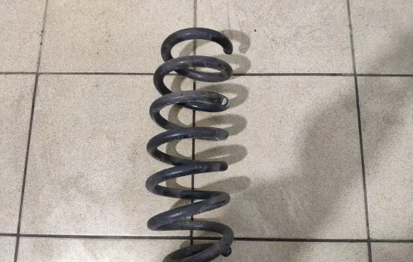 Land Rover Discovery Sport Rear coil spring K8D25B749LB