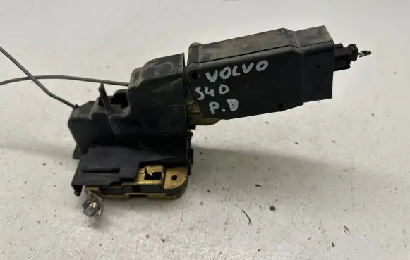 Volvo S40, V40 Front door lock