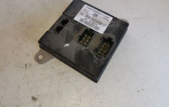 Mercedes-Benz E W211 Comfort/convenience module 2115452132