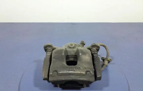 BMW 2 F45 Front brake caliper 