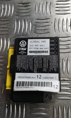 Volkswagen PASSAT B6 Airbag control unit/module 3c0909605j