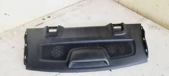 Parcel shelf