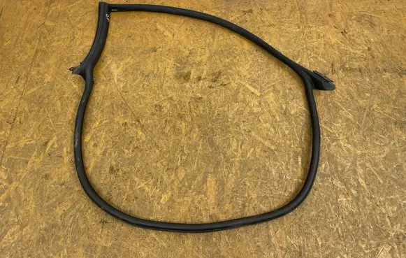 Audi A5 Front door rubber seal 8W8831708