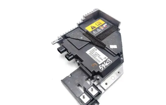 Mazda 6 Voltage converter/converter module GKK167Y60C