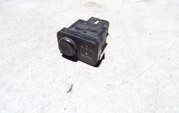 Hyundai Lantra II Air conditioning (A/C) switch 9324028000