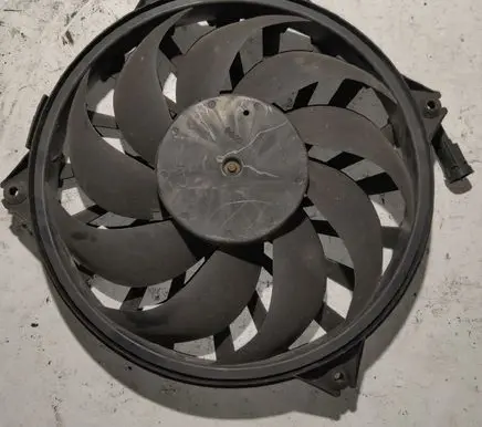 Electric radiator cooling fan