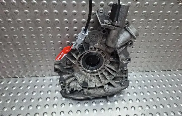 Peugeot 208 II Oil pump S27624277 9823740280