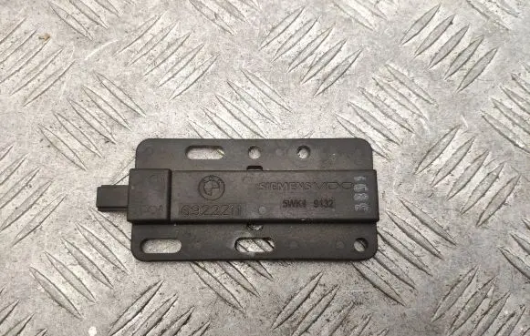BMW X6 E71 Keyless system antenna 6922211